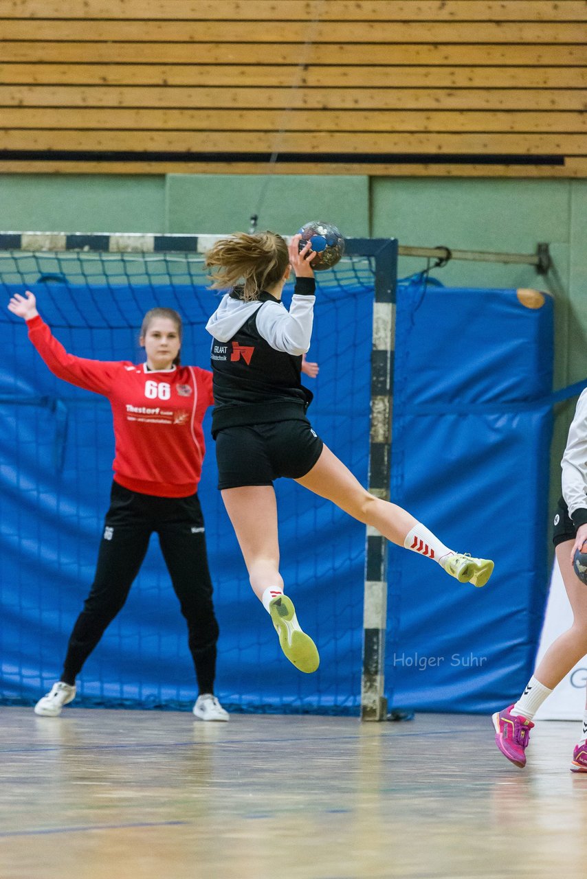 Bild 173 - B-Juniorinnen SV-Henstedt Ulzburg - HSG Fockbek/Nuebbel : Ergebnis: 32:25